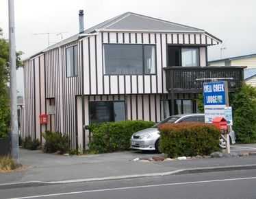 Lyell Creek Lodge Backpackers Kaikoura NZ offering opportunity to buy new 3 bed home & income 